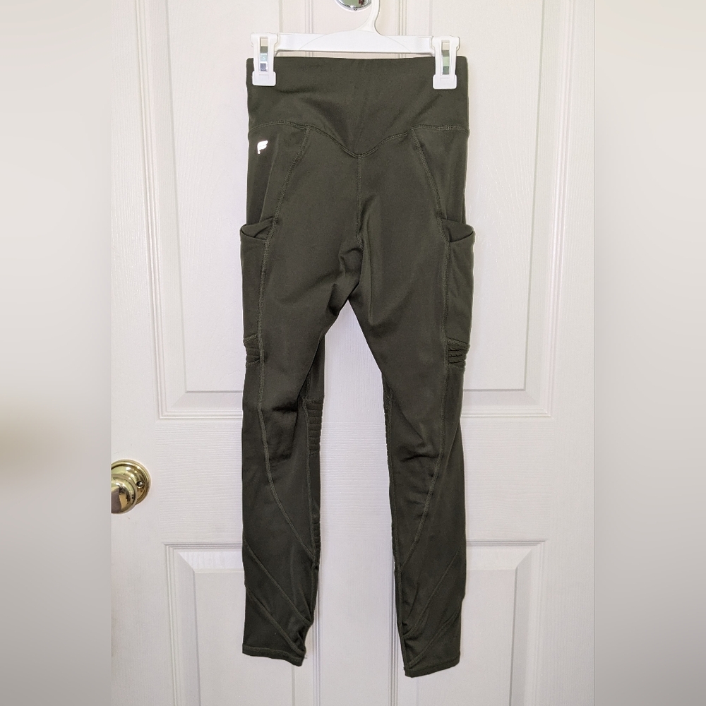 Fabletics Anywhere Motion 365 Moto 7/8 Legging
